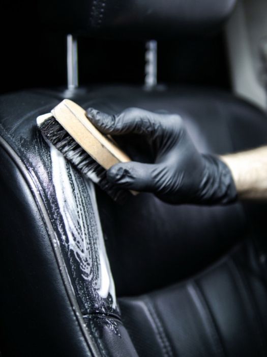 Требуется мастер по химчистке автомобилей