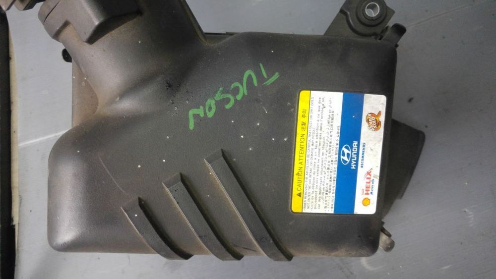 carcasa filtru aer hyundai tucson 2.0 crdi 2005-2010 28100-2e250