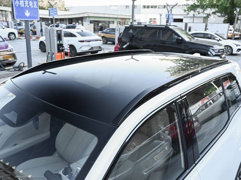 AION i60 gibrid / elektr