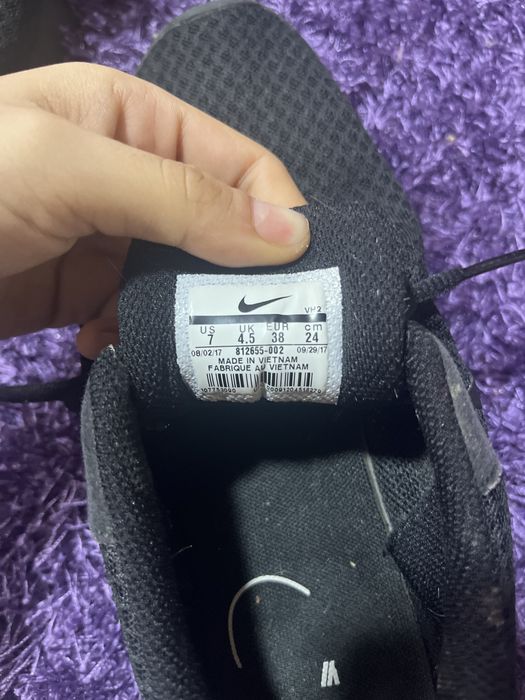 Papuci nike purtati o singura data