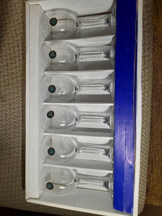 Фужеры стеклянные новые