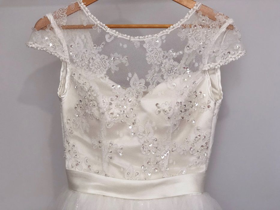 Свадебное платье (Эмираты)