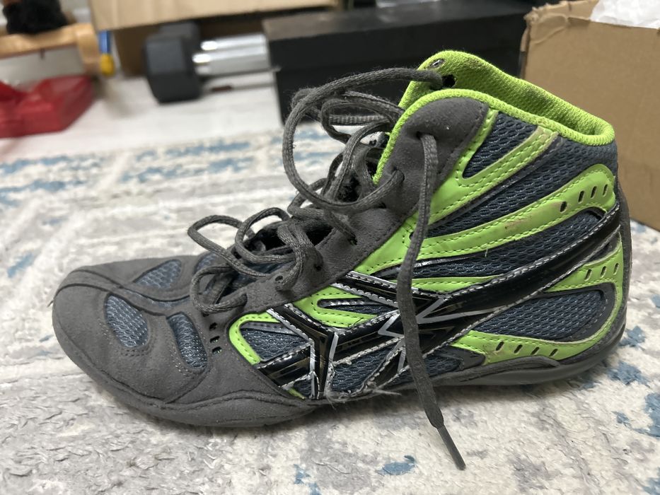 Продам борцовки