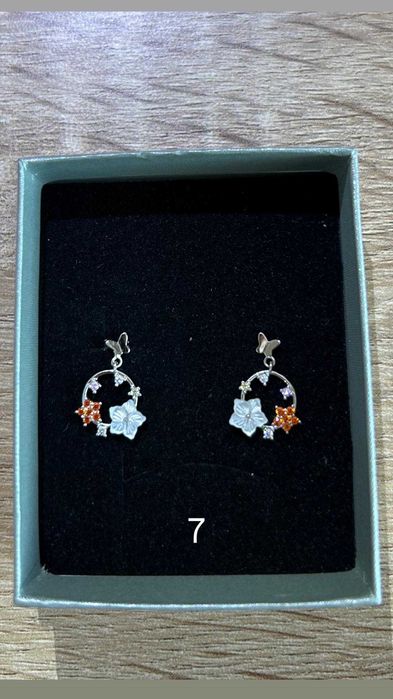 Чисто нови сребърни обеци проба 925