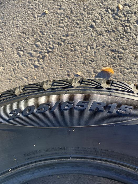 Шины Roadstone зимние
