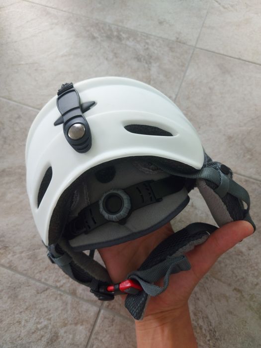 Casca de schi / snowboard , alba