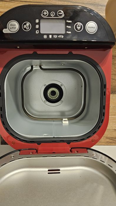 Mașină de făcut pâine Pain Plaisir PF220838, 700 W, 17 programe