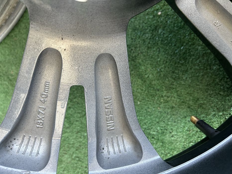 5x114,3 18 оргинални nissan. Mitsubishi honda hundai kia toyota mazda renault