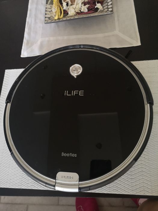 Домашен робот за почистване ILIFE