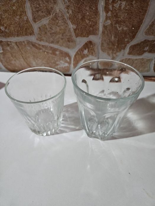 Vind pahare  de apa si pahare mici