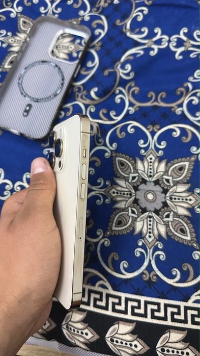 iphone 14pro золотистый