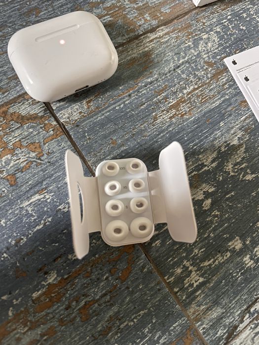 AirPods Pro 3