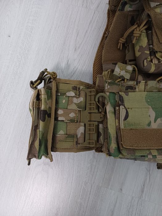 Vesta tactica camuflaj