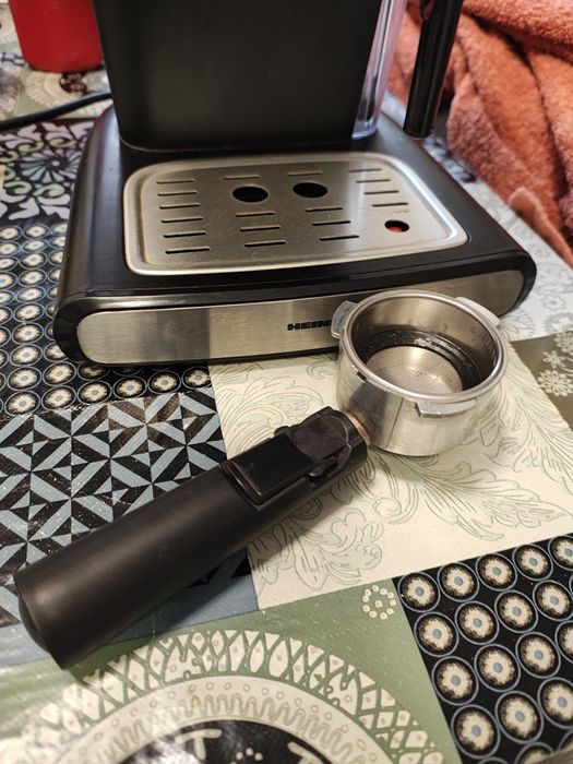 Vând aparat de cafea