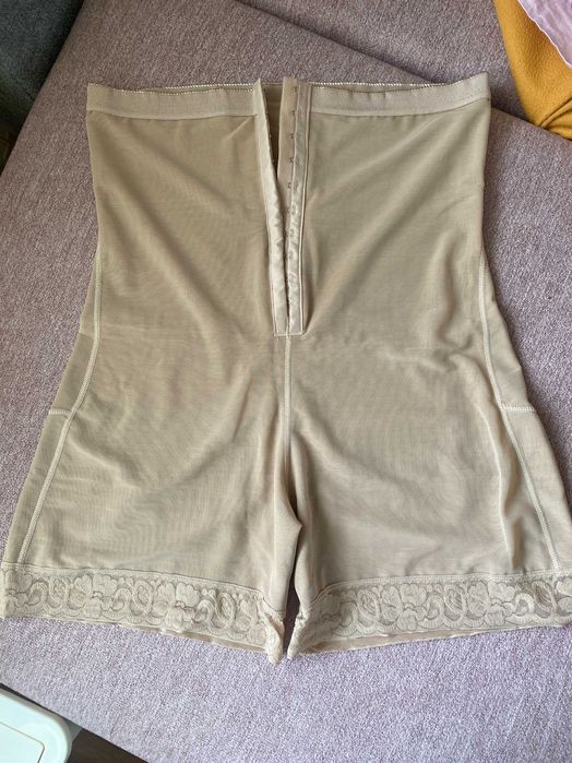 Body shaper lenjerie modelatoare femei talie si solduri marime XL-XXL