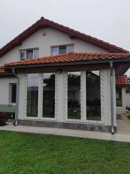 Usi de garaj ,Tamplarie pvc rulouri