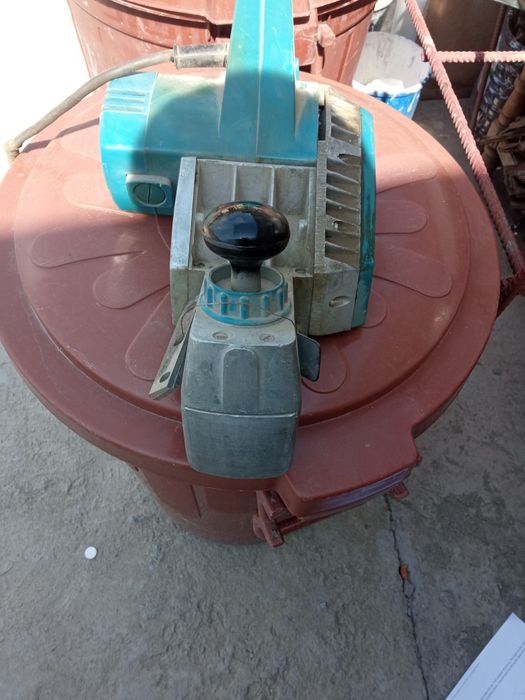 Продается электрорубанок советского производства однофазный