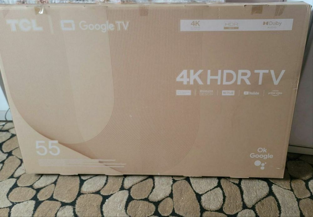 Смарт 55 диагональ почти новый в полном комплекте 2пульта один голосов