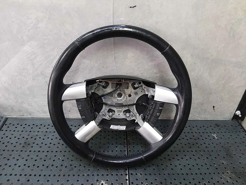 Volan piele in 4 spite cu comenzi ford kuga 1 3m513600cjw