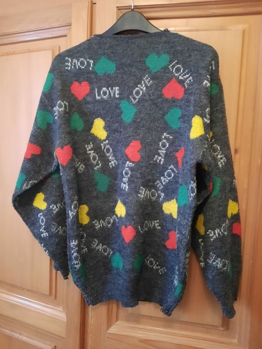 Pulover dama cu inimioare mărimea 48