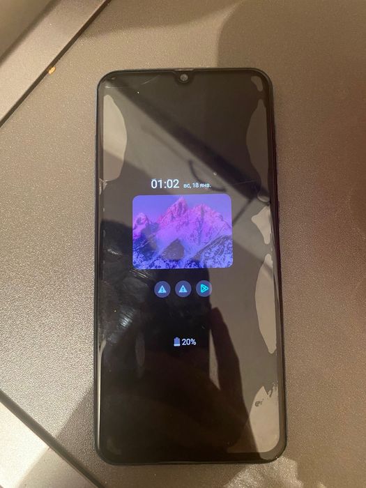 Продает А50 в хорошем состоянии.