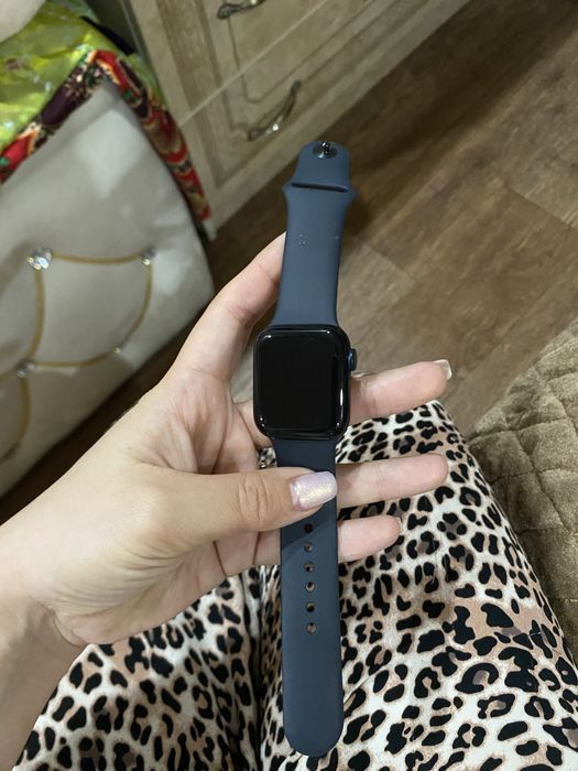 Продам Apple Watch 2 Gen(2023) в отличном состоянии