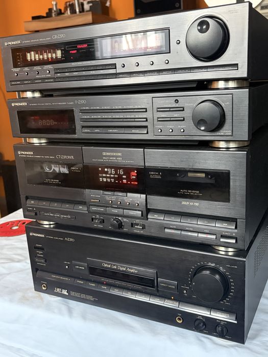 Linie Audio Pioneer A-Z370 Superb