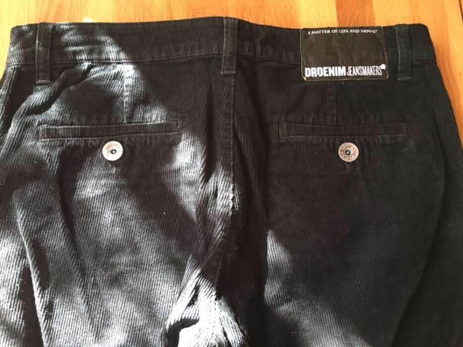 Pantaloni Raiati Negri barbatesti 33/34