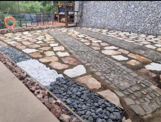 Pasi japonezi ovali gradina piatra naturala gazon