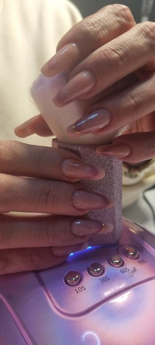 Unghii gel Constanta