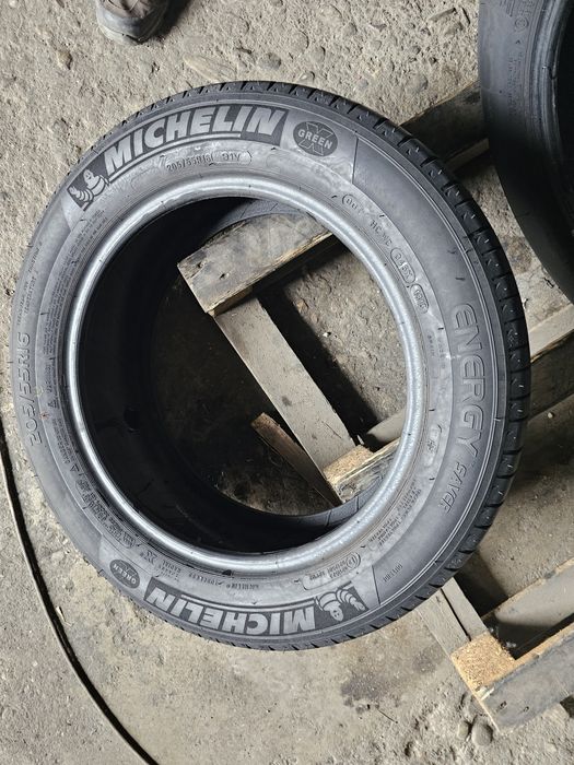 2 anvelope vara 205 55 16 Michelin