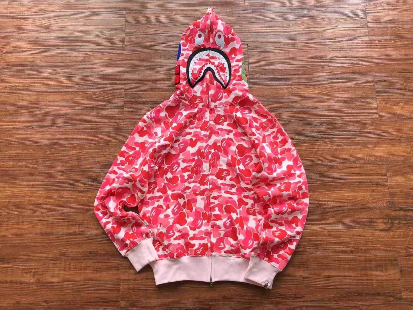 Hanorac Bape Hoodie roz Bucuresti Sectorul 5 OLX.ro