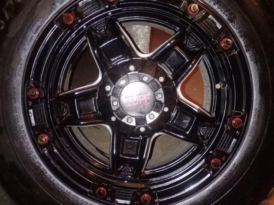 Шины с дисками 235/70/16