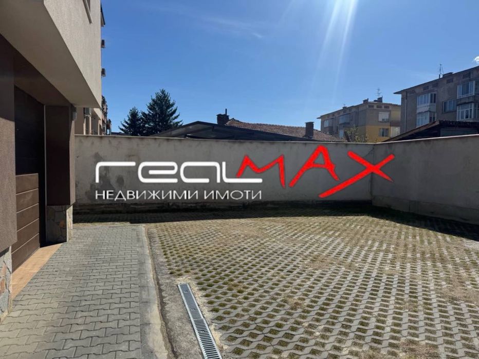 Продава се Двустаен апартамент в Казанлък - 50 кв.м за 1989 €/кв.м - Снимка #8