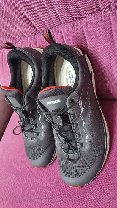 Adidasi trekking MEINDL Power Walker Gtx, nu Scarpa salewa marime 44,5