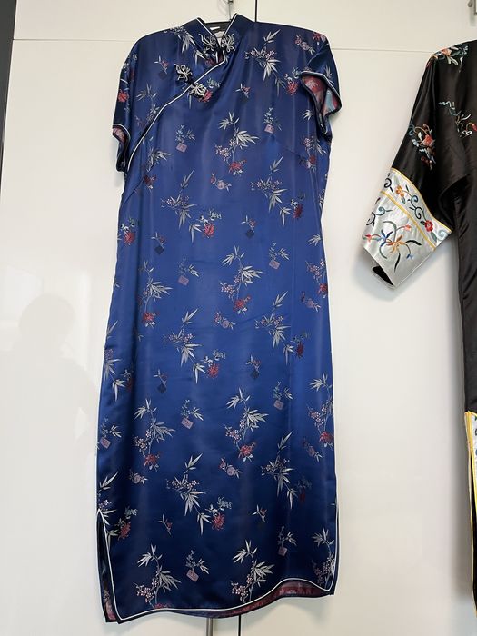 Винтидж китайско бродирано кимоно Синя елегантност Шиноазър рокля