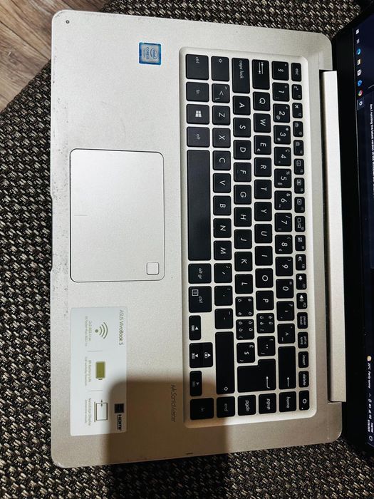 Asus Vivobook i5 gen 7