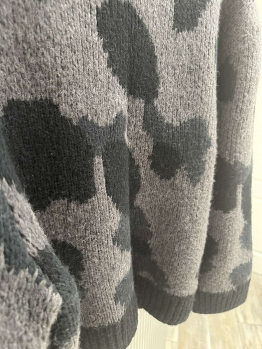 HUGO оригинален пуловер oversize