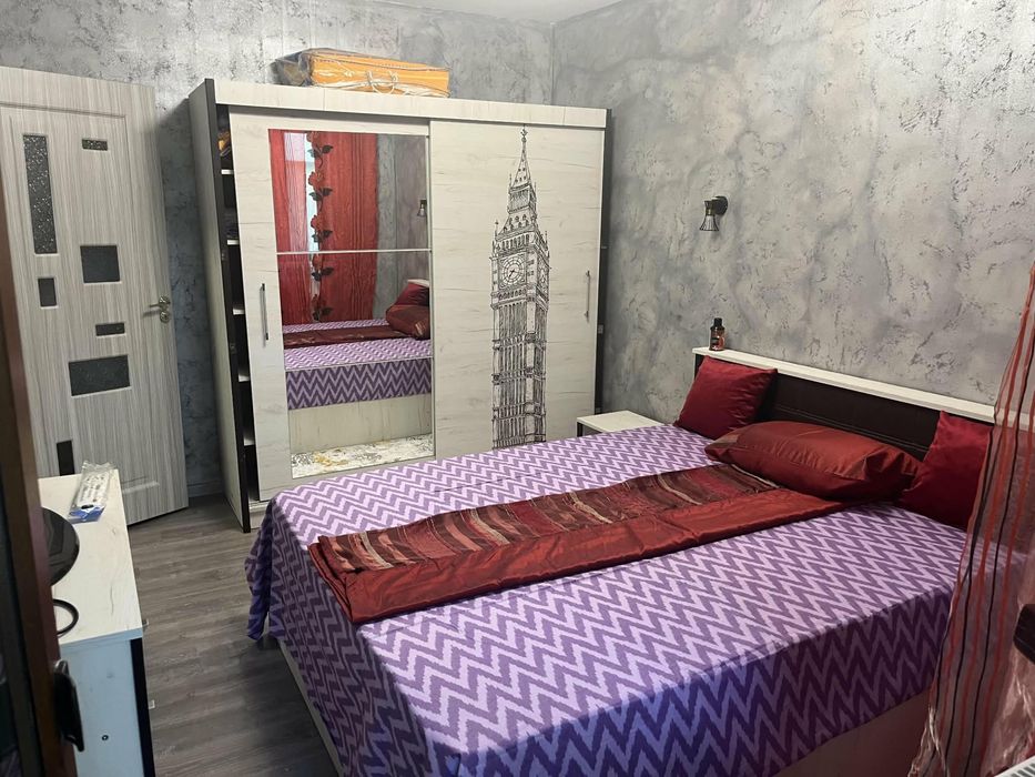 Proprietar inchiriez apartament 2 camere central recent renovat,nou
