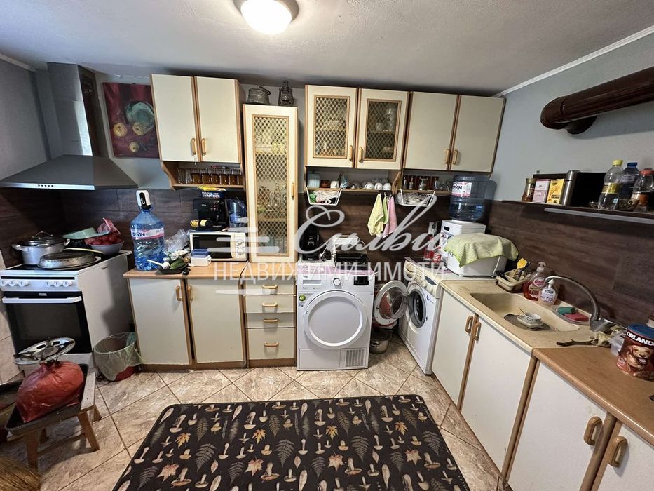 Самостоятелна ТУХЛЕНА къща - кв.Бряг