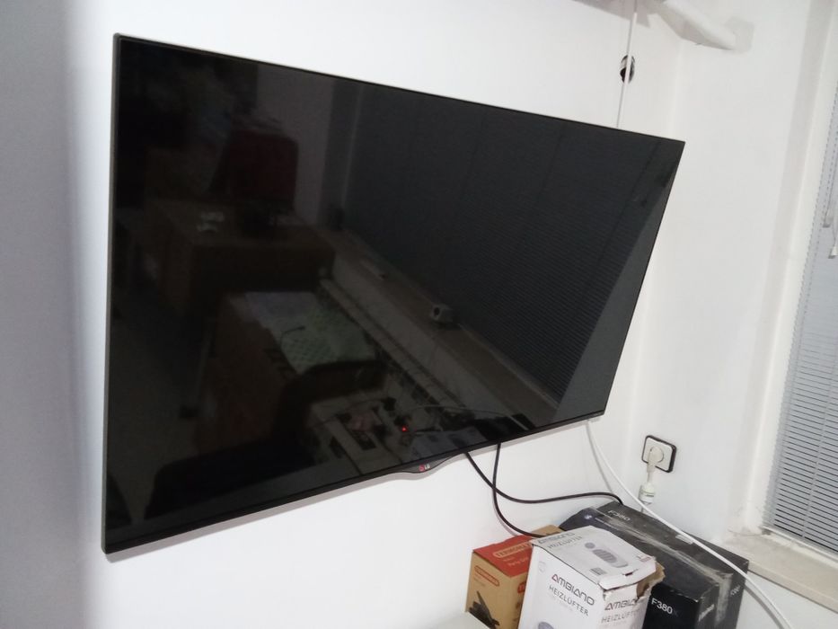 Телевизор LG 49UB850V