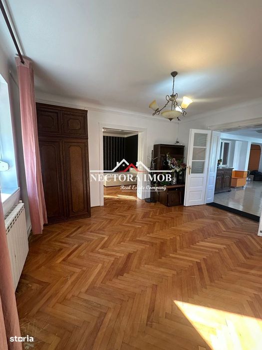 NECTORA IMOB-Casa 3 camere, Zona Iosia, 100 mp, Curte proprie