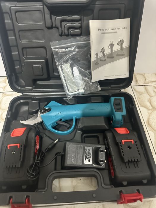 Електрическа ножица за лозе и дръвчета