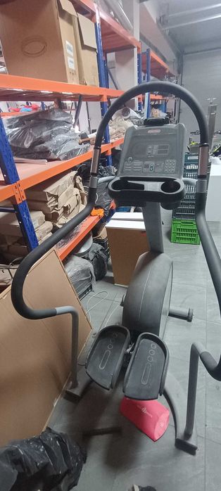 Професионален степер Star Trac Pro - НОВ, неизползван