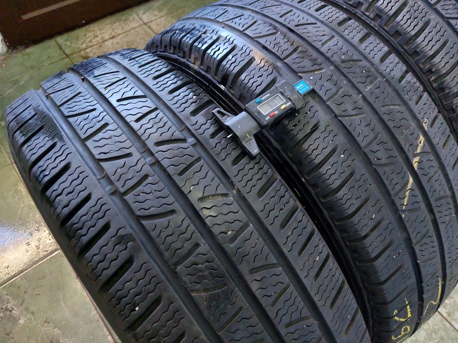 4 anvelope 215/65 R16 C Pirelli