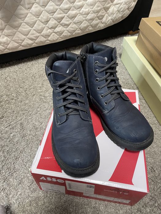 Осенние Ботинки Asso 35размер
