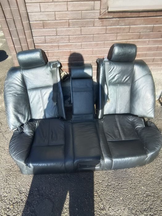 Продам заднее сиденье БМВ е 38