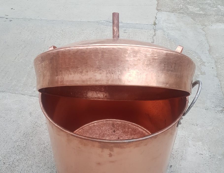 Vând căldare pentru dulceață de cupru 110 l