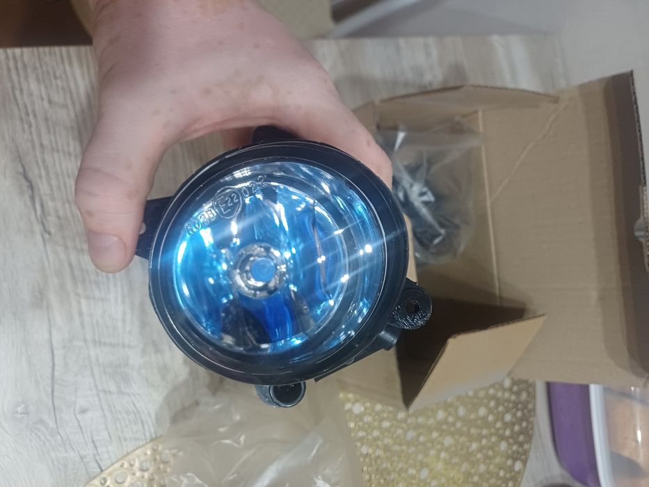 Противо туманки на машину Lada granta