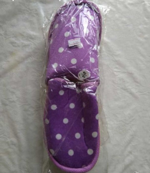 Продавам домашни пантофи